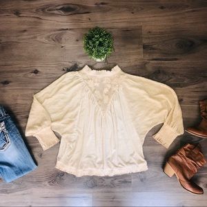 Gimmicks bohemian vintage style lace top